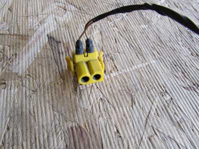 BMW Yellow 2 Pin Connector with Pigtail 13784193